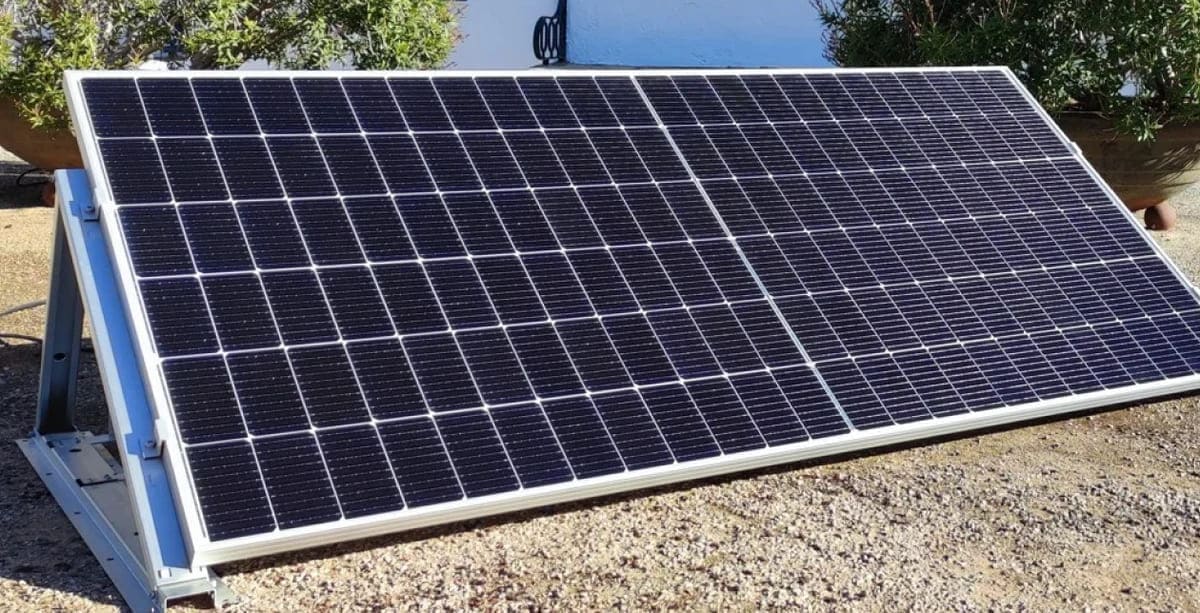 Blubat solar panel